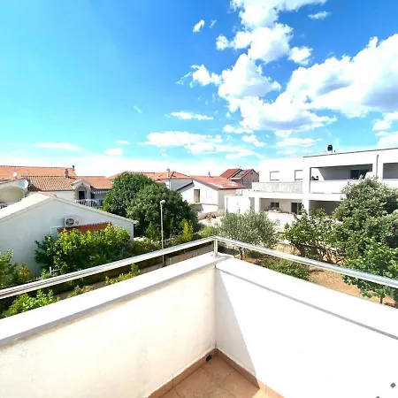 Stablinac Iv-58 * Vodice