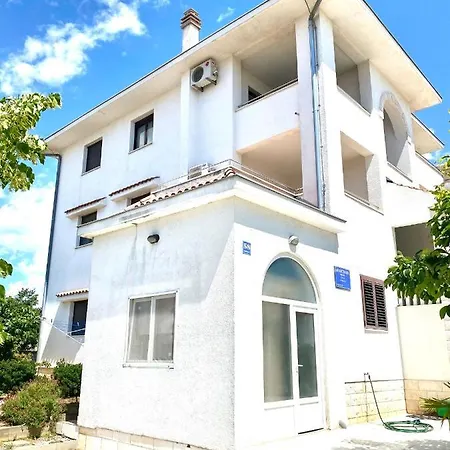 Stablinac Iv-58 Vodice