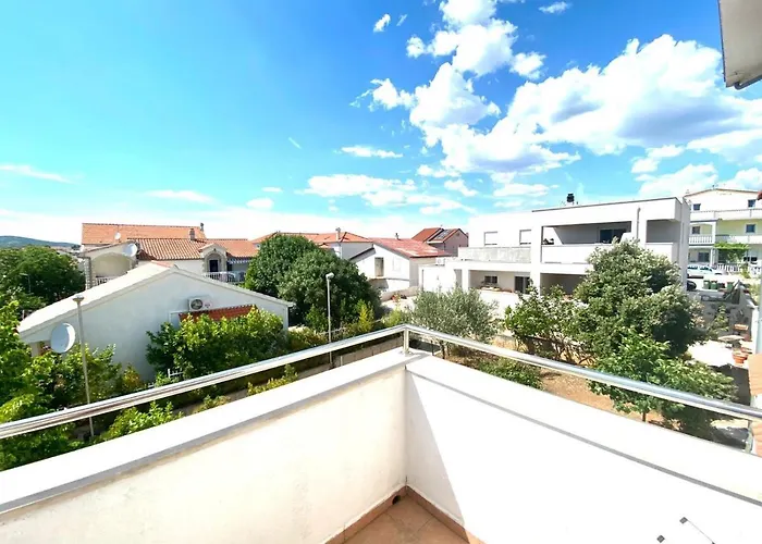 Stablinac Iv-58 * Vodice